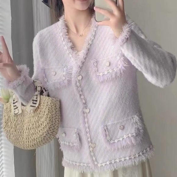 LA LUNE Knitted Heart Shape Buttons Design cardigan sweater - Picture 11 of 12